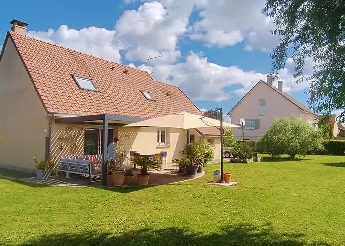 Les 24 H Bed & Breakfast Laigne-en-Belin